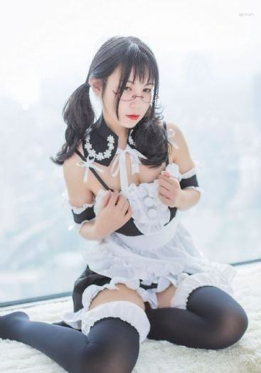 亚洲眉怎么画欧美眉毛_4K在线观看电视