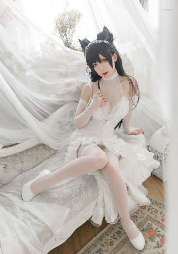 狠狠五月深婷婷久久久_HD全集免费观看