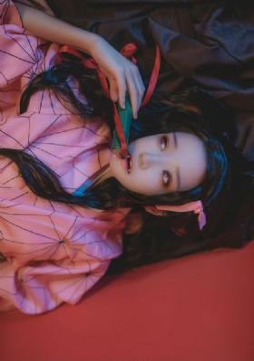 欧美大奶性感熟女_4K在线观看电视